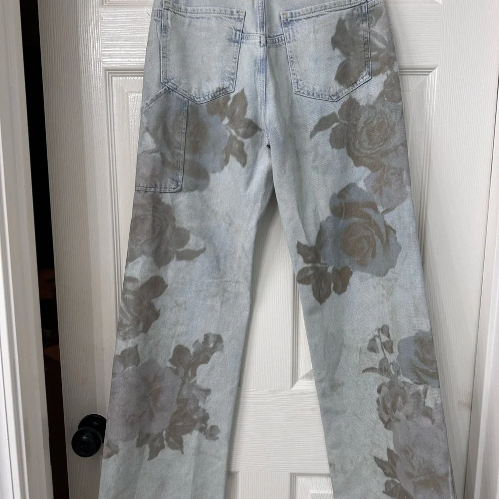 We the Free Tinsley Baggy High Rise Straight Leg Floral Jeans NWT size 26 - Picture 6 of 6